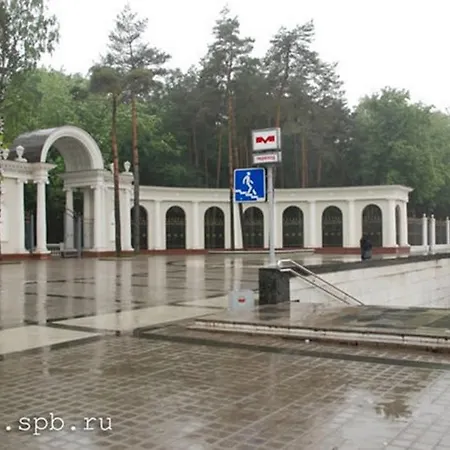 Near Park Chelyuskintsev Metro Station Mińsk